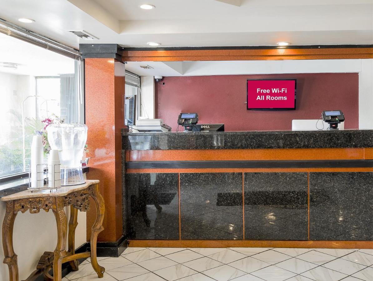 Red Roof Inn Hartford - Vernon Eksteriør billede