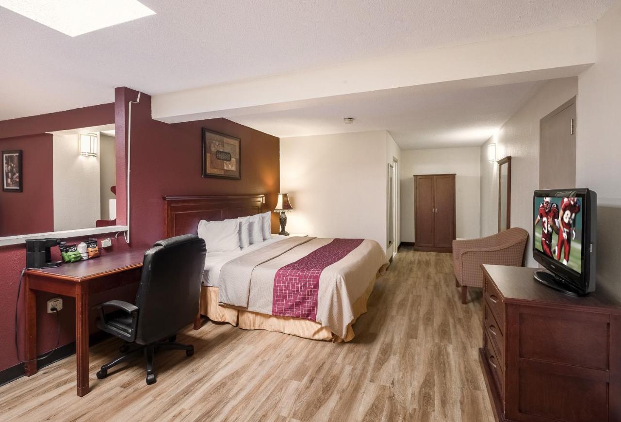 Red Roof Inn Hartford - Vernon Eksteriør billede