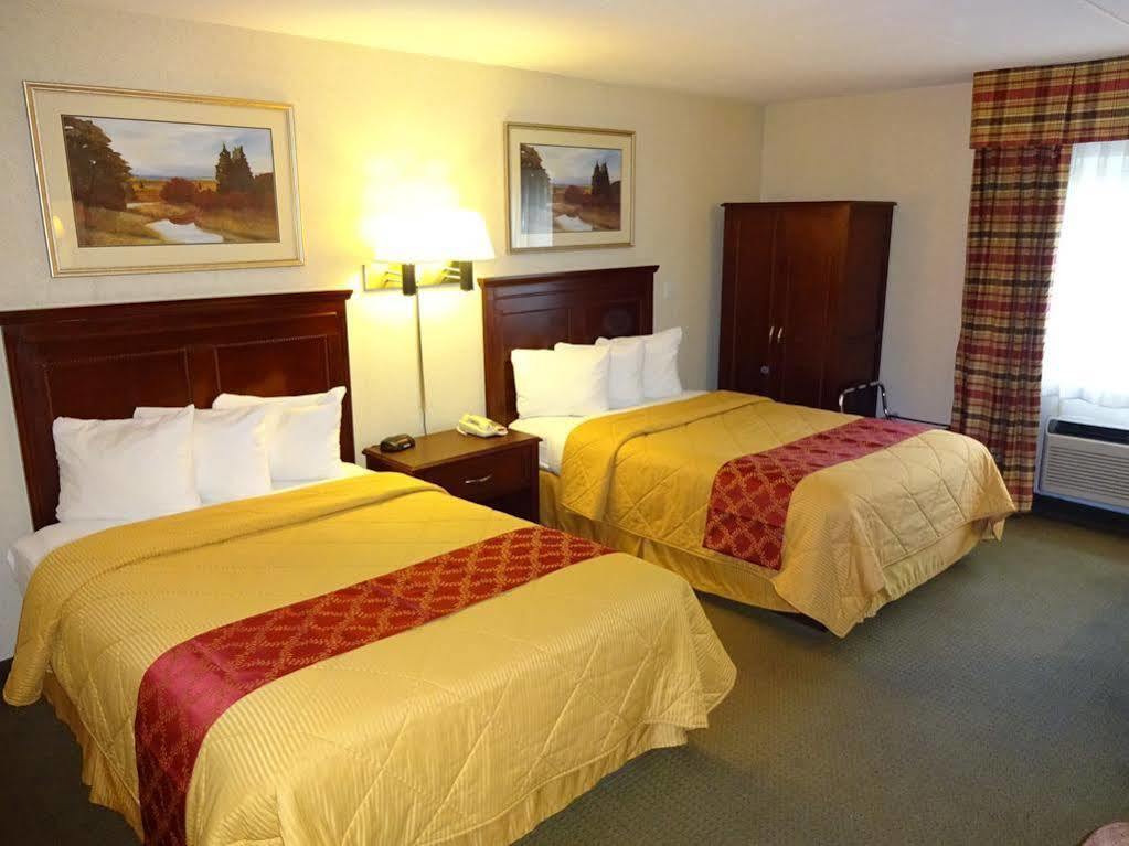 Red Roof Inn Hartford - Vernon Eksteriør billede